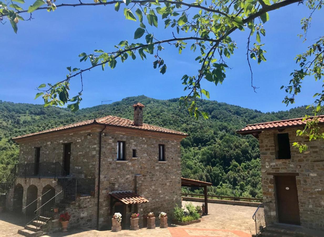 Agriturismo Piano Di Andrea Ostigliano Екстериор снимка