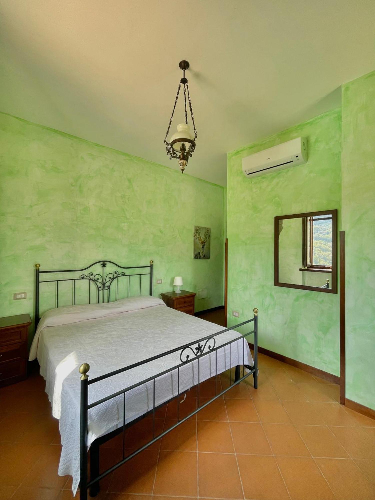 Agriturismo Piano Di Andrea Ostigliano Екстериор снимка