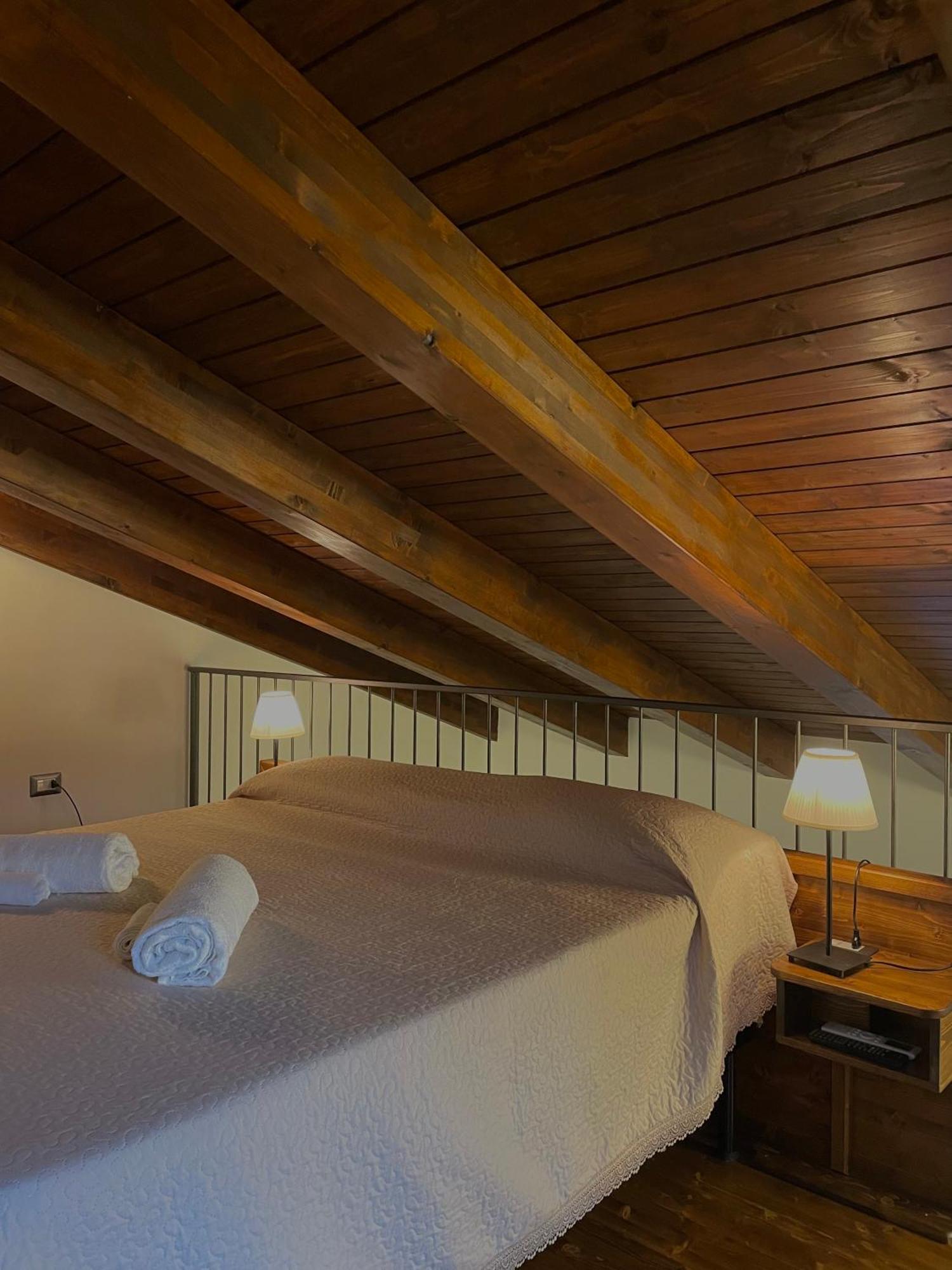 Agriturismo Piano Di Andrea Ostigliano Екстериор снимка