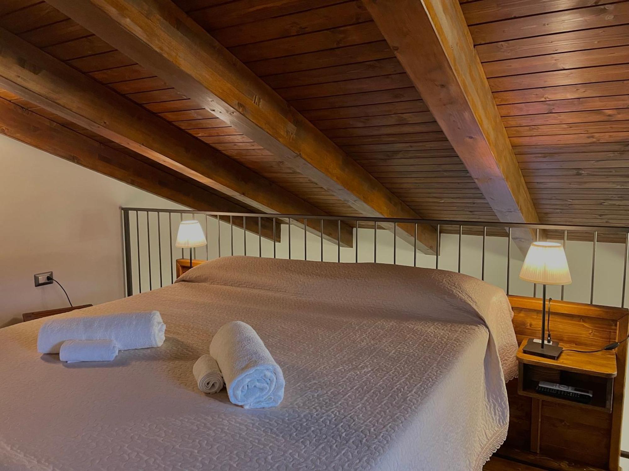 Agriturismo Piano Di Andrea Ostigliano Екстериор снимка